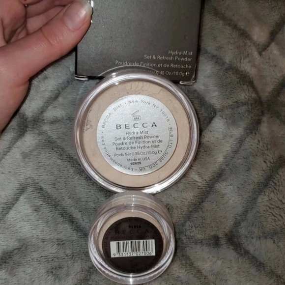 Becca Cosmetics Hydra-Mist Set and Refresh Powders!